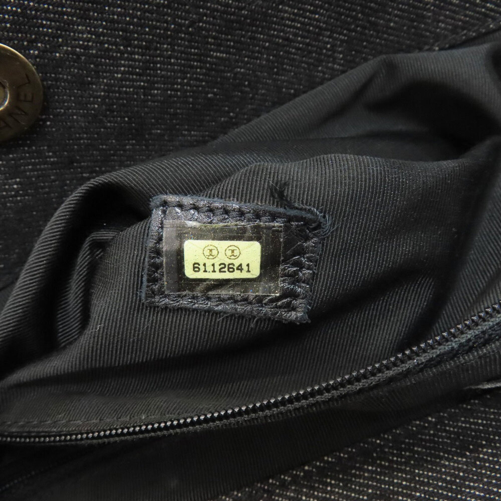 CHANEL Black Logo Tote Bag - Picture 7 of 16